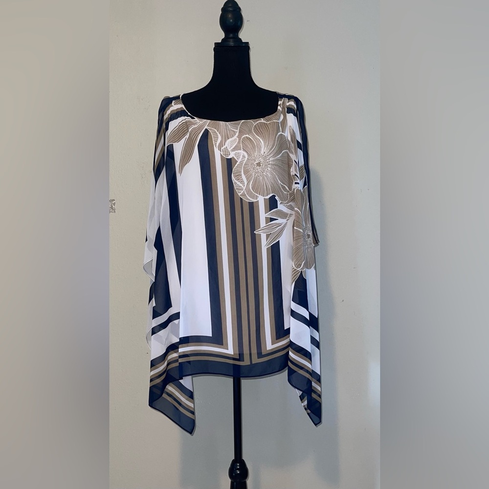 JM Collection Cream Sleeveless Top